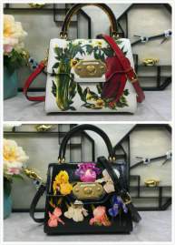 Picture of Dolce Gabbana Handbags _SKUfw78632371fw